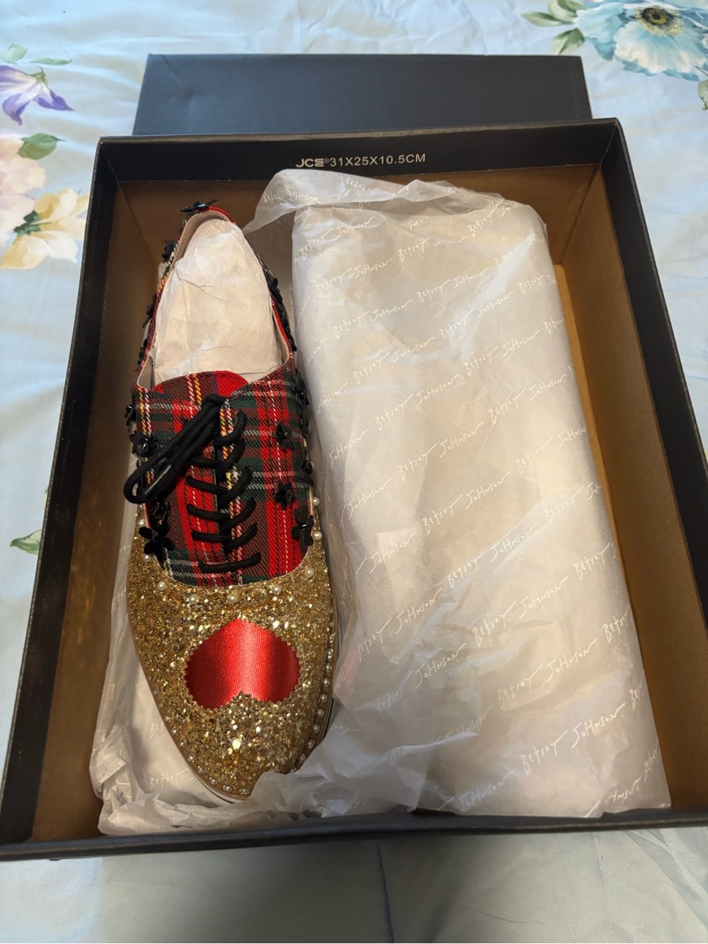 NIB Betsey Johnson Gold Glitter Lace-Up Oxford Shoes